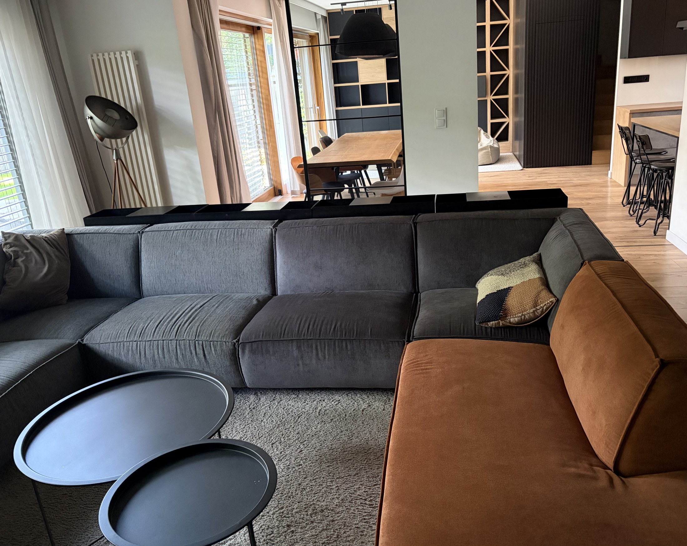 Salon — Mieszkanie 10 – przed