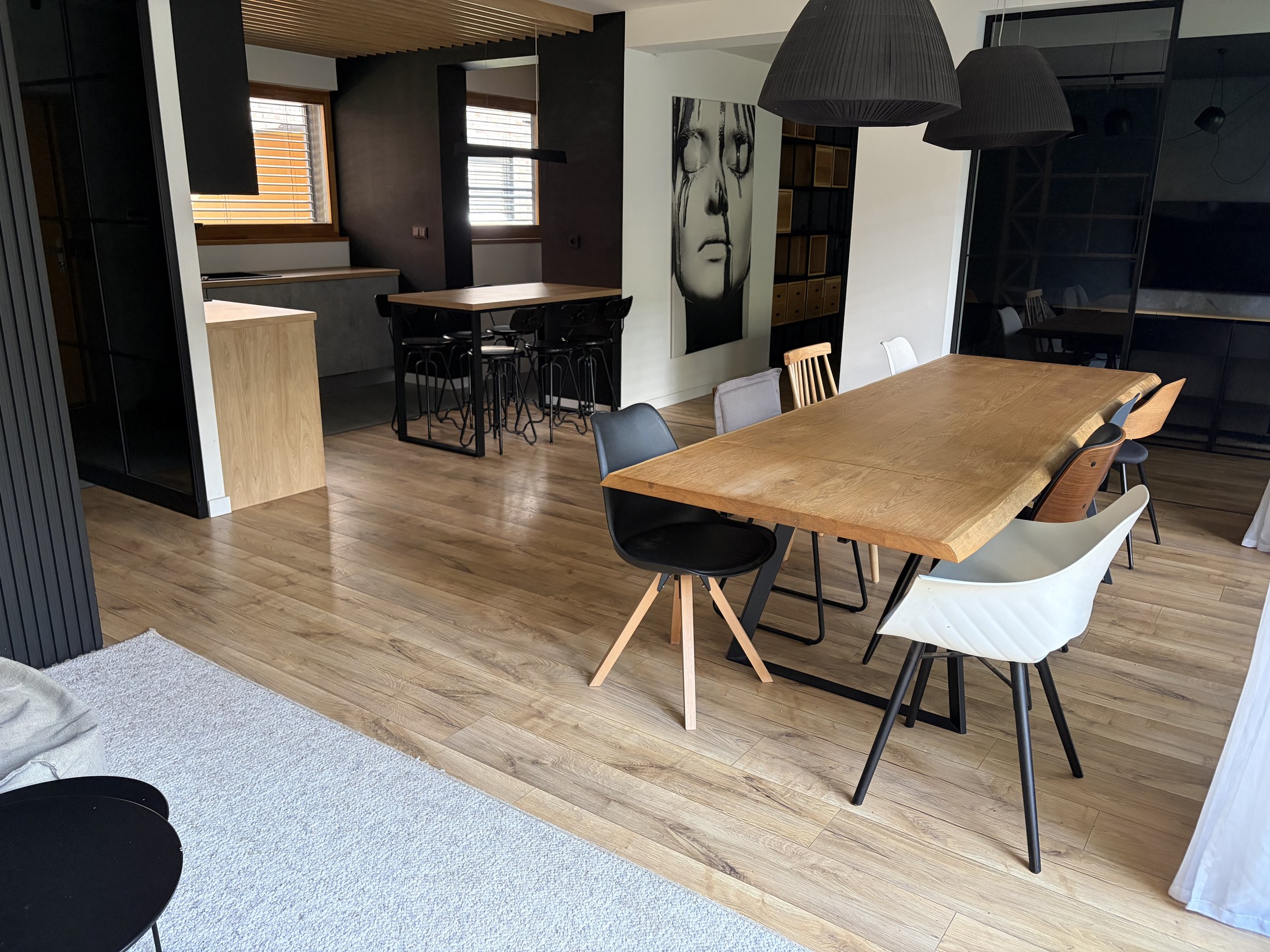 Salon z jadalnią — Mieszkanie 8 – przed
